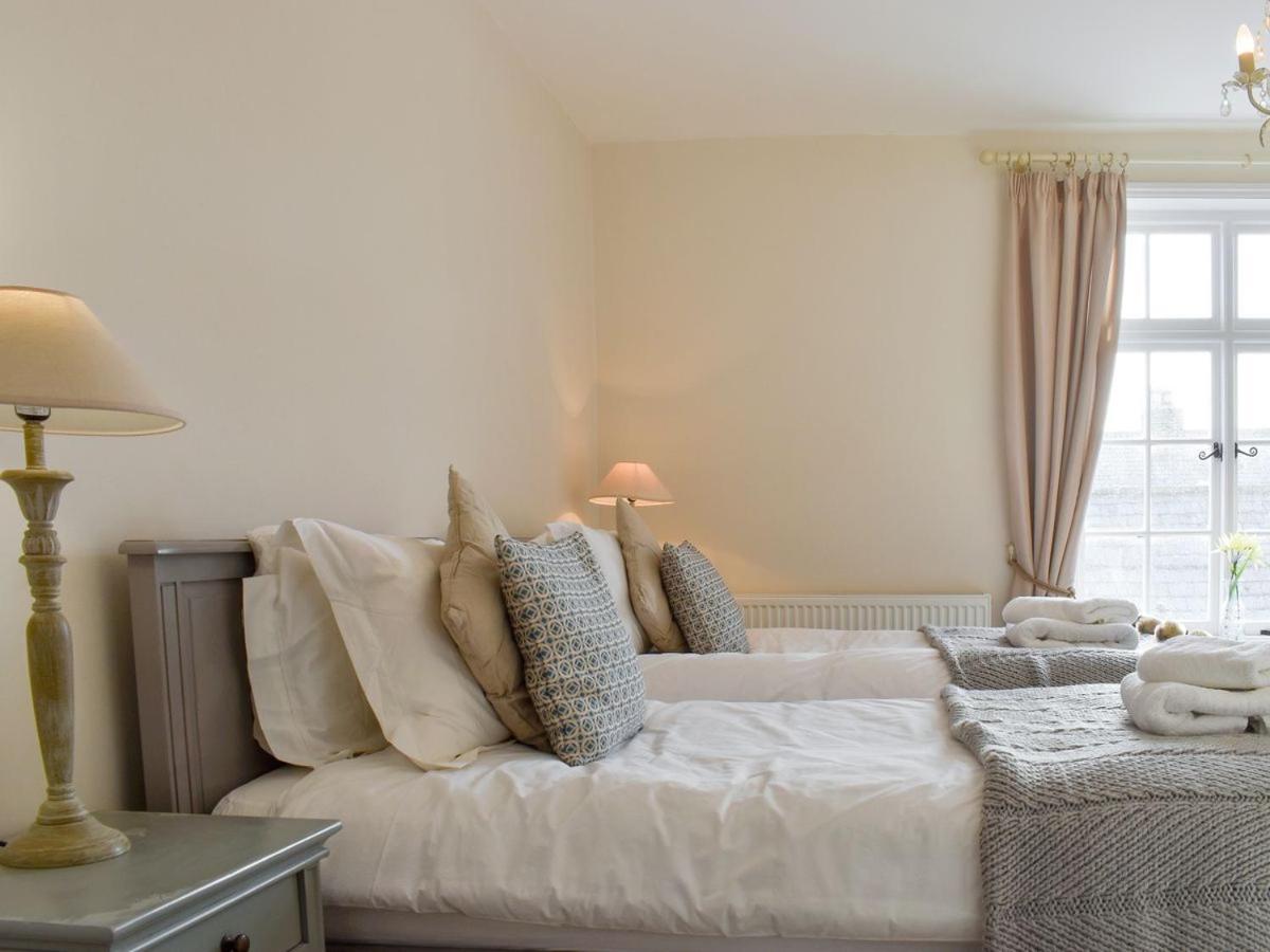 Whitby Townhouse Villa Екстериор снимка